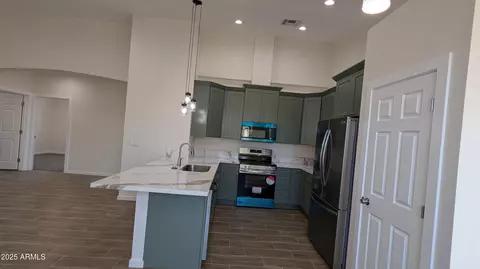 Entry Way - 505 E Clanton Ave, Buckeye, AZ 85326 photo 2 of 4