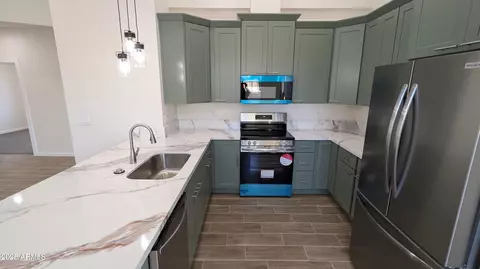 Kitchen - 505 E Clanton Ave, Buckeye, AZ 85326 photo 3 of 7