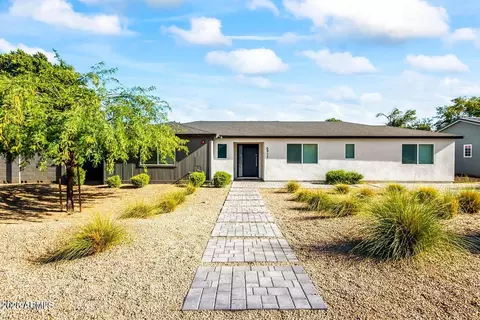 6911 E 6th St, Scottsdale, AZ 85251