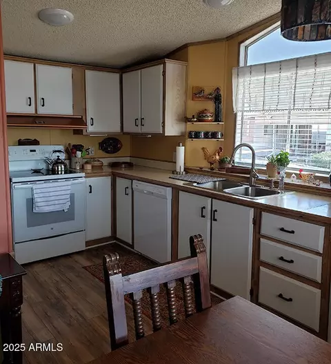 800 W Apache Trl N #144, Apache Junction, AZ 85120 photo 3