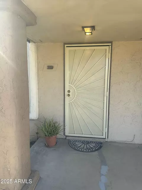 7126 N 19th Ave #220, Phoenix, AZ 85021