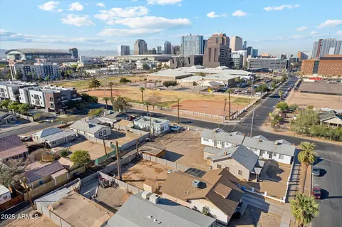 907 E Fillmore St, Phoenix, AZ 85006 photo 8