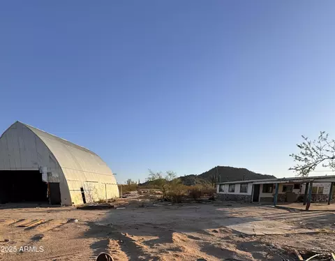 735 S Ruby Rd, Maricopa, AZ 85139 photo 2