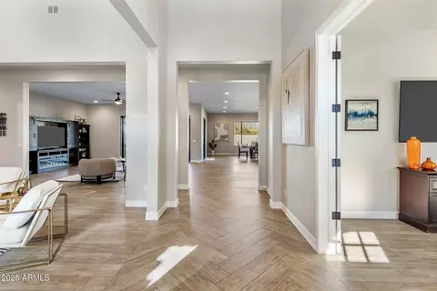 Entry Way - 4350 E Kings Ave, Phoenix, AZ 85032 photo 2 of 2