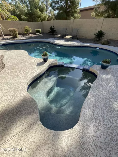 Exterior - 861 E Toledo St, Gilbert, AZ 85295 photo 6 of 7