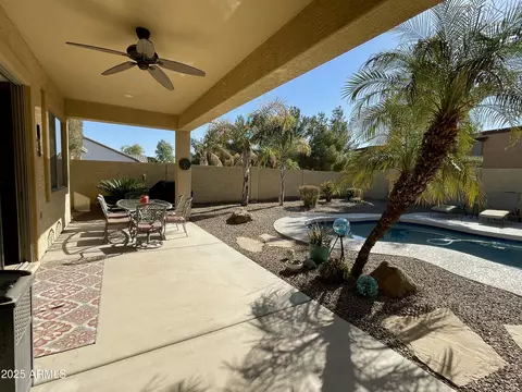 Exterior - 861 E Toledo St, Gilbert, AZ 85295 photo 5 of 7