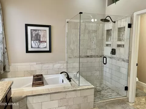 Bath - 861 E Toledo St, Gilbert, AZ 85295 photo 2 of 8