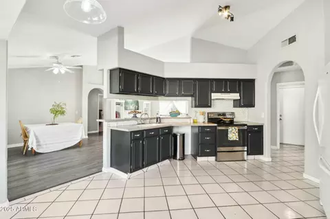 2444 E Garnet Ave, Mesa, AZ 85204 photo 10
