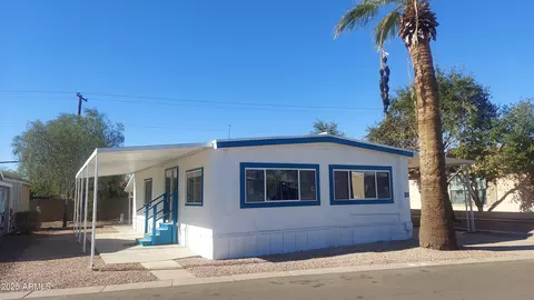 201 S Greenfield Rd #16, Mesa, AZ 85206