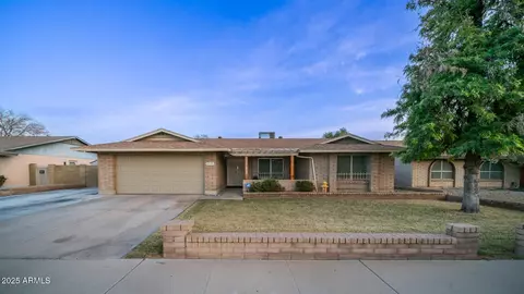 4939 W Carol Ave, Glendale, AZ 85302