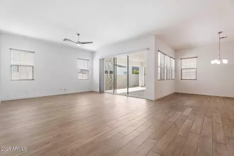 Living - 1113 E La Mirada Dr, Phoenix, AZ 85042 photo 1 of 4