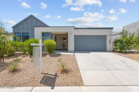 1113 E La Mirada Dr, Phoenix, AZ 85042