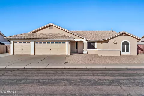 8832 W Bloomfield Rd, Peoria, AZ 85381