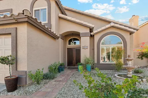 2249 E Taxidea Way, Phoenix, AZ 85048 photo 2