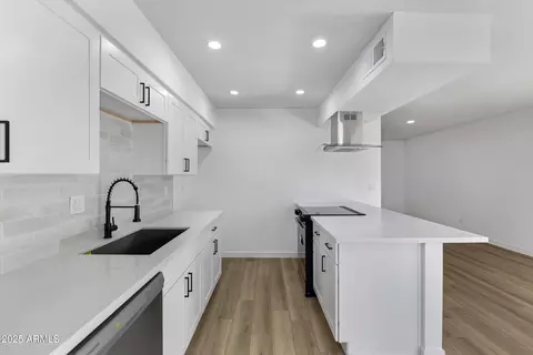907 N Cherry St, Mesa, AZ 85201 photo 10