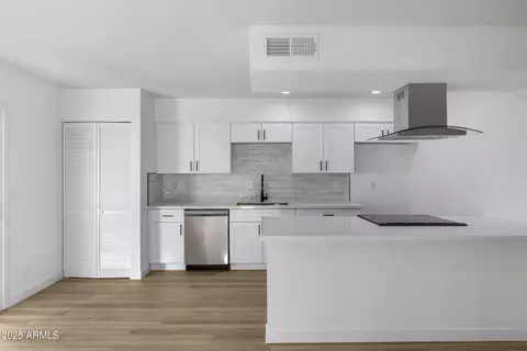 907 N Cherry St, Mesa, AZ 85201 photo 9