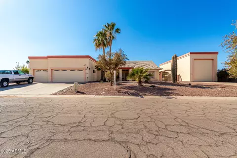 14778 S Oakmont Dr, Arizona City, AZ 85123