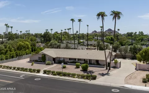 5521 E Lafayette Blvd, Phoenix, AZ 85018 photo 1