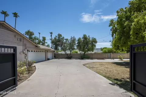 5521 E Lafayette Blvd, Phoenix, AZ 85018 photo 28
