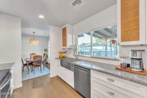 222 E Saint John Rd, Phoenix, AZ 85022 photo 16