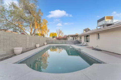 222 E Saint John Rd, Phoenix, AZ 85022 photo 9