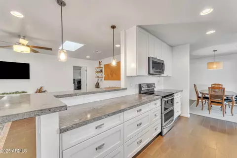 222 E Saint John Rd, Phoenix, AZ 85022 photo 15
