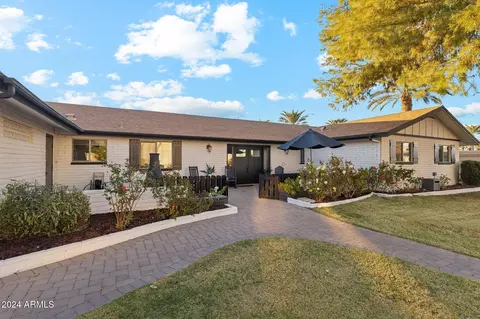 8 N Stellar Pkwy, Chandler, AZ 85226