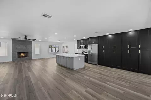 Living - 108 E Angela Dr, Phoenix, AZ 85022 photo 1 of 6