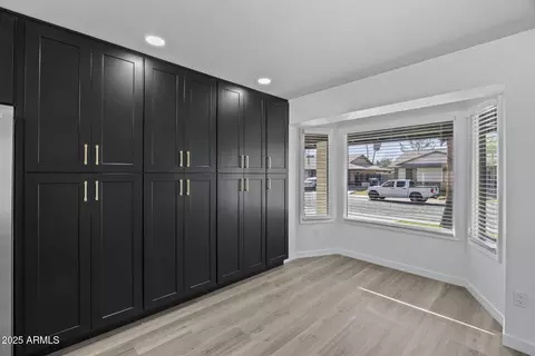 Entry Way - 108 E Angela Dr, Phoenix, AZ 85022 photo 1 of 2