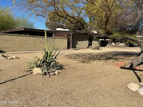 5702 N 10th Pl, Phoenix, AZ 85014 photo 2