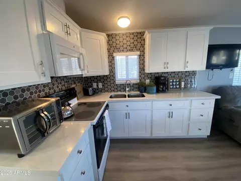 2208 W Klamath Ave #208, Apache Junction, AZ 85119 photo 6
