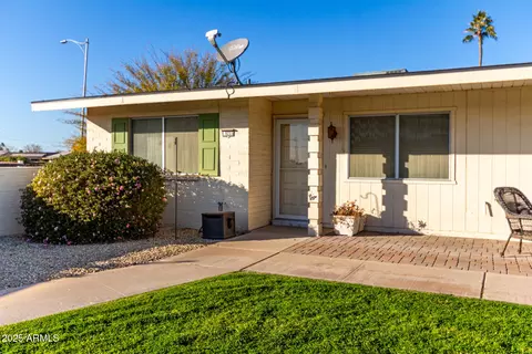 9255 N 111th Ave, Sun City, AZ 85351