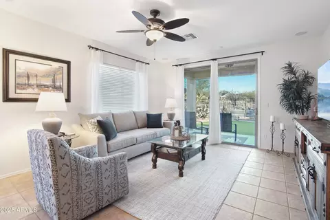 1610 W Owens Way, Anthem, AZ 85086