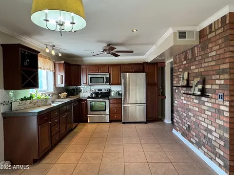 5552 E Madalein Dr, Hereford, AZ 85615 photo 8