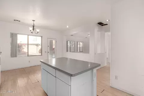 9442 W Palm Ln, Phoenix, AZ 85037 photo 19