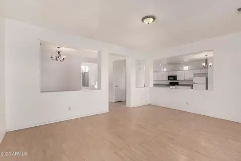 9442 W Palm Ln, Phoenix, AZ 85037 photo 14