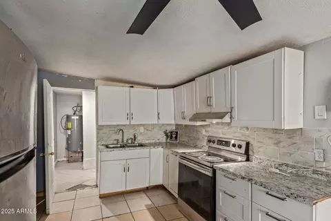 6337 W Mitchell Dr, Phoenix, AZ 85033 photo 19