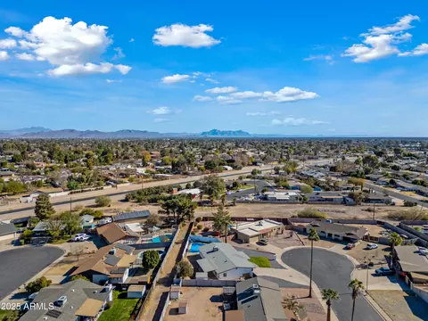 View/Area - 1344 Ellis Cir, Mesa, AZ 85203 photo 10 of 15