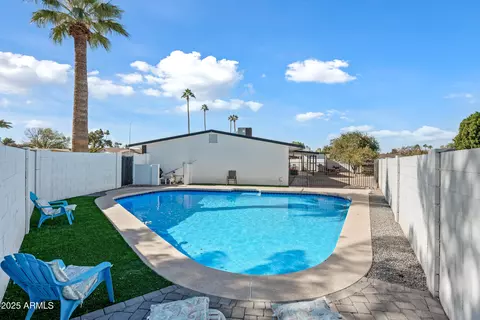 Exterior - 1344 Ellis Cir, Mesa, AZ 85203 photo 1 of 9