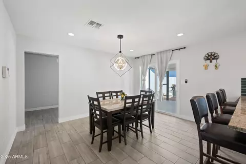 Dining - 1344 Ellis Cir, Mesa, AZ 85203 photo 2 of 3