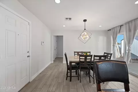 Dining - 1344 Ellis Cir, Mesa, AZ 85203 photo 3 of 3