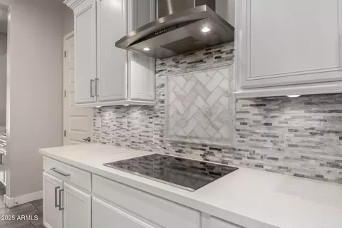Kitchen - 4288 E Comstock Dr, Gilbert, AZ 85296 photo 5 of 5