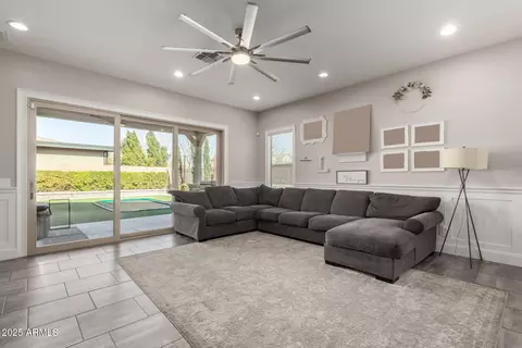 Living - 4288 E Comstock Dr, Gilbert, AZ 85296 photo 3 of 4