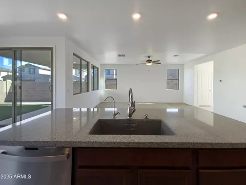 10056 E Texas Ave, Mesa, AZ 85212 photo 12