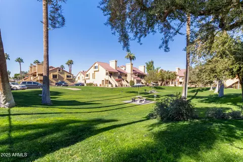 4901 S Calle Los Cerros Dr #241, Tempe, AZ 85282