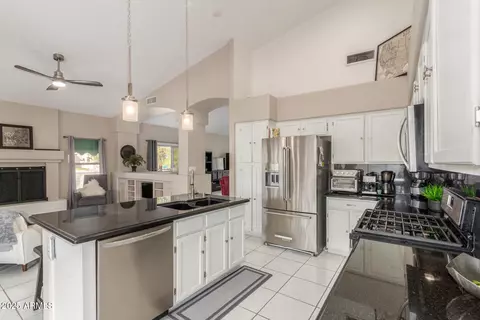 Kitchen - 1205 E Tradewind Dr, Gilbert, AZ 85234 photo 5 of 5