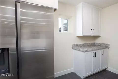 3215 E Captain Dreyfus Ave, Phoenix, AZ 85032 photo 15