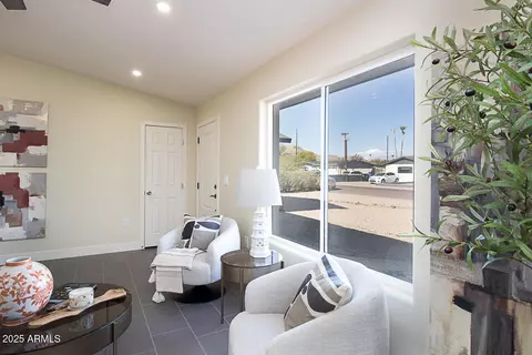 3215 E Captain Dreyfus Ave, Phoenix, AZ 85032 photo 8