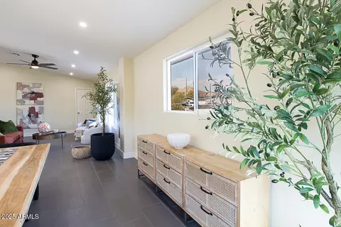 3215 E Captain Dreyfus Ave, Phoenix, AZ 85032 photo 10
