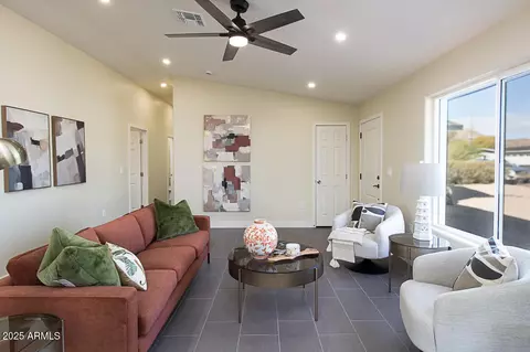 3215 E Captain Dreyfus Ave, Phoenix, AZ 85032 photo 7